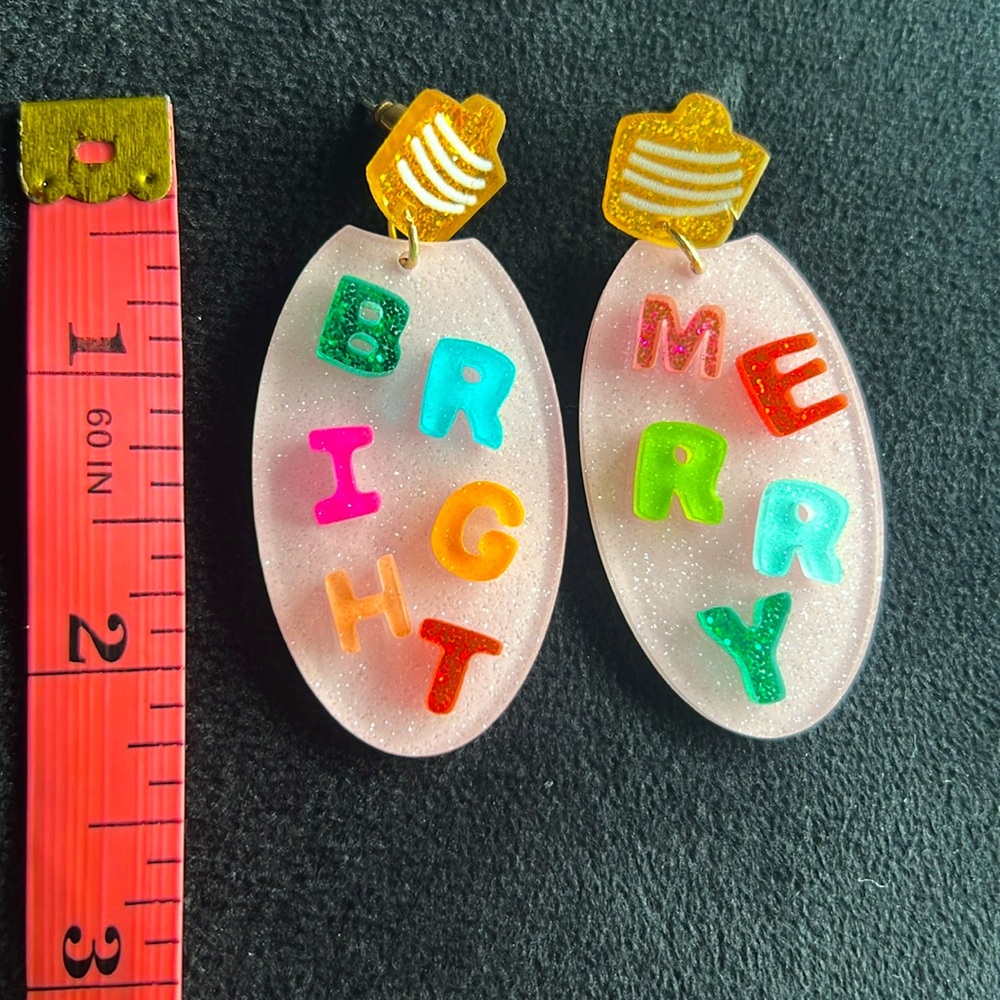 Bright Merry acrylic Earrings - Picture 4 of 4